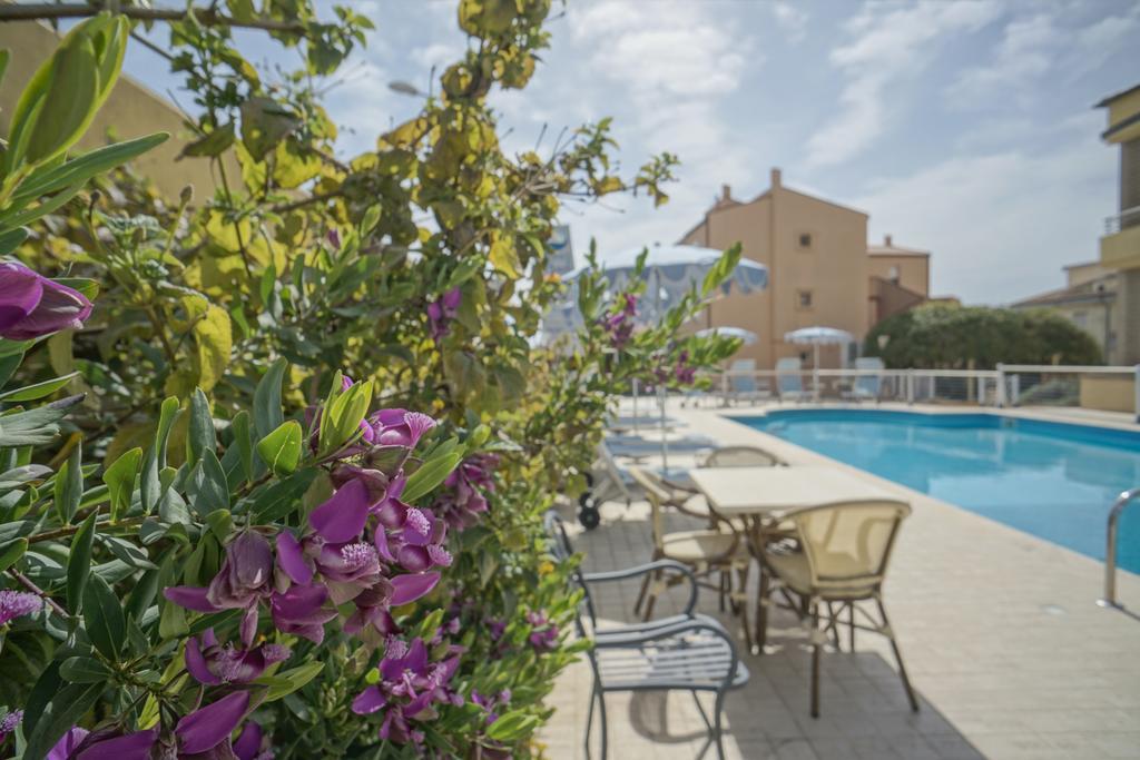 Hotel Residence Il Conero 2 Numana Εξωτερικό φωτογραφία
