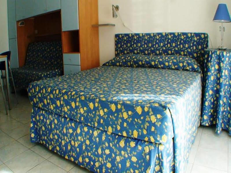 Hotel Residence Il Conero 2 Numana Εξωτερικό φωτογραφία