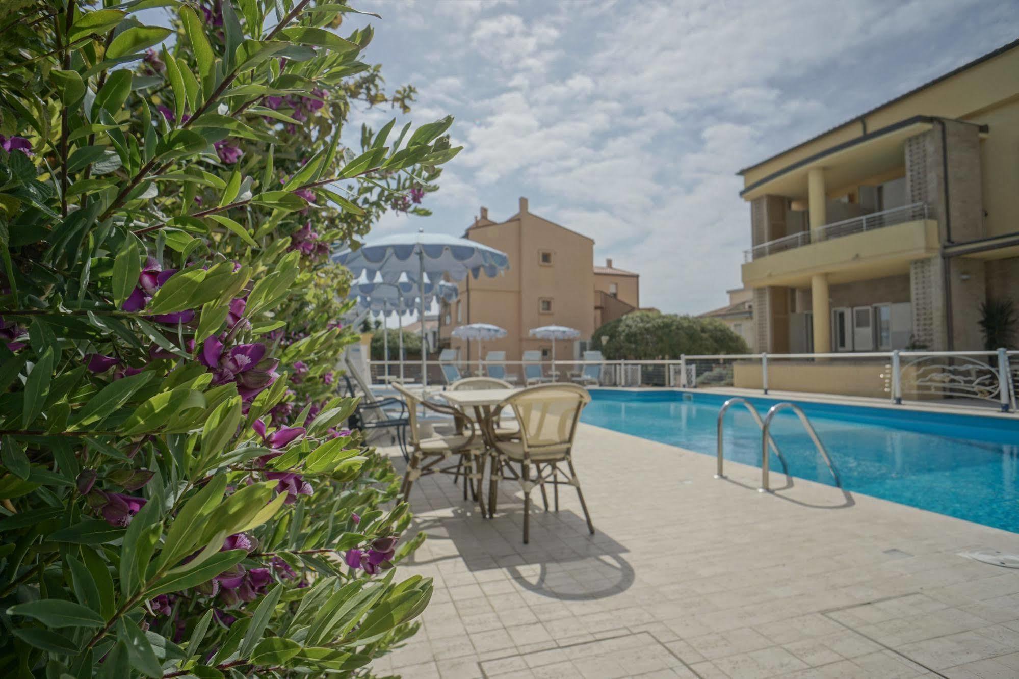 Hotel Residence Il Conero 2 Numana Εξωτερικό φωτογραφία