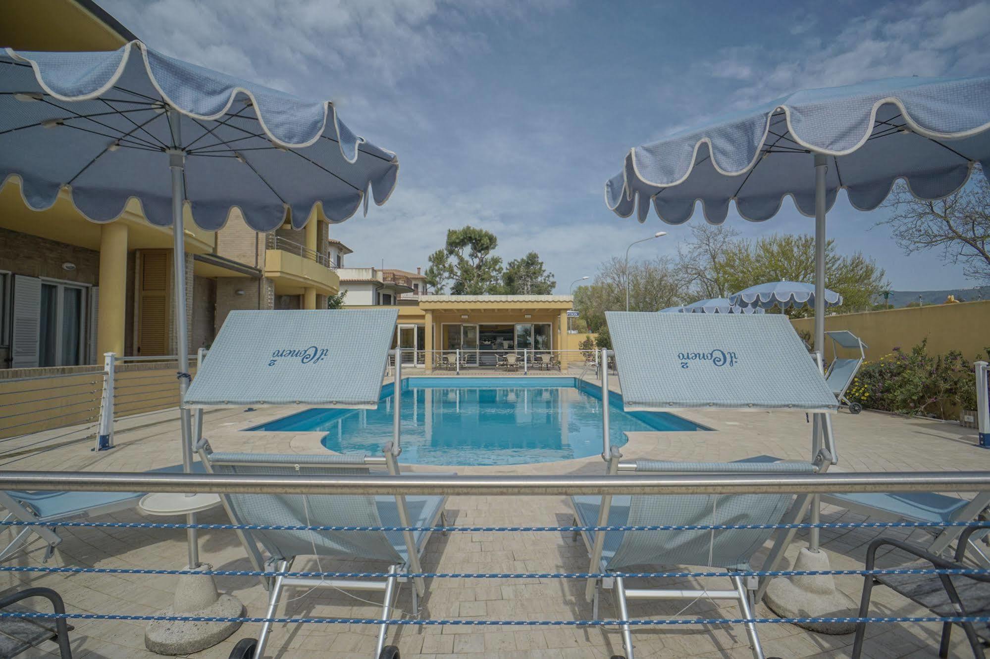 Hotel Residence Il Conero 2 Numana Εξωτερικό φωτογραφία